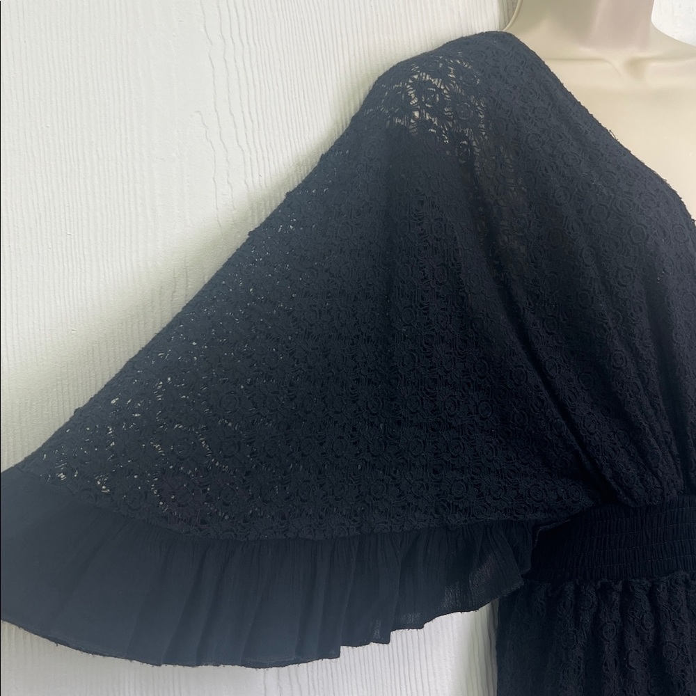Free People - Black Lace Button Smocked Open Back Short Romper Size Medium - Picture 4 of 11